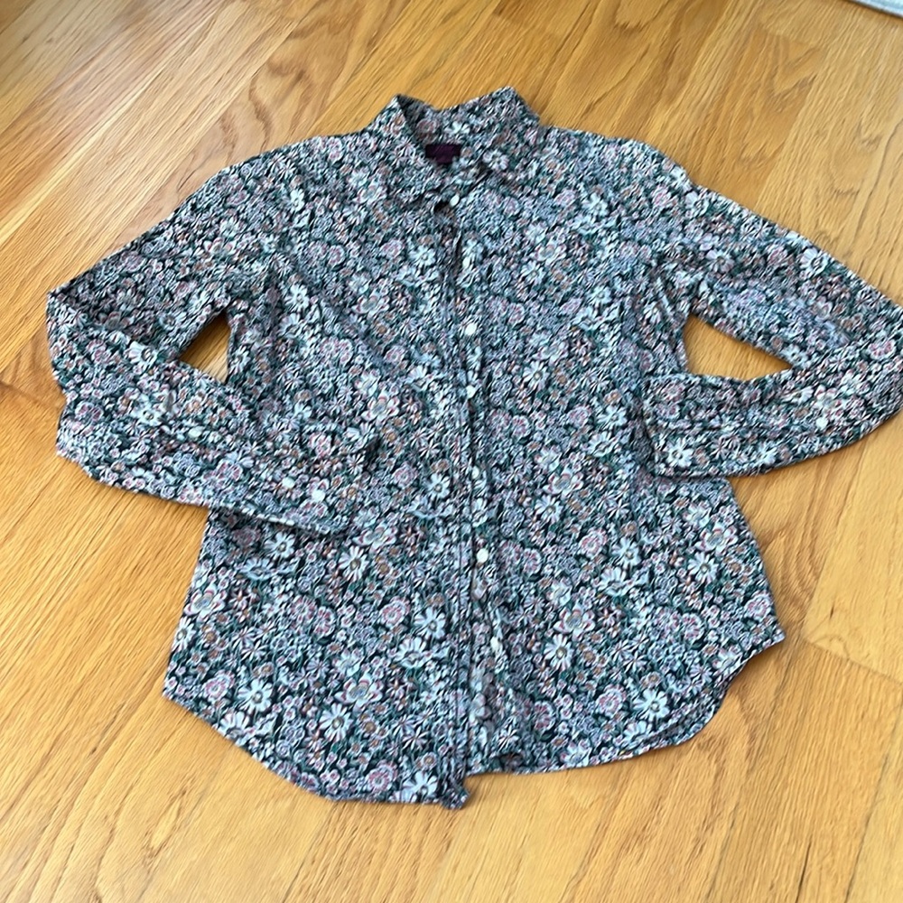 J.Crew slim perfect shirt size 0 Style L0596 liberty White Garden